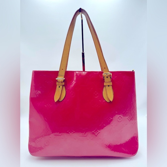 Louis Vuitton Pink Framboise Vernis Monogram Embossed Leather Reade PM Tote Bag - Picture 1 of 16